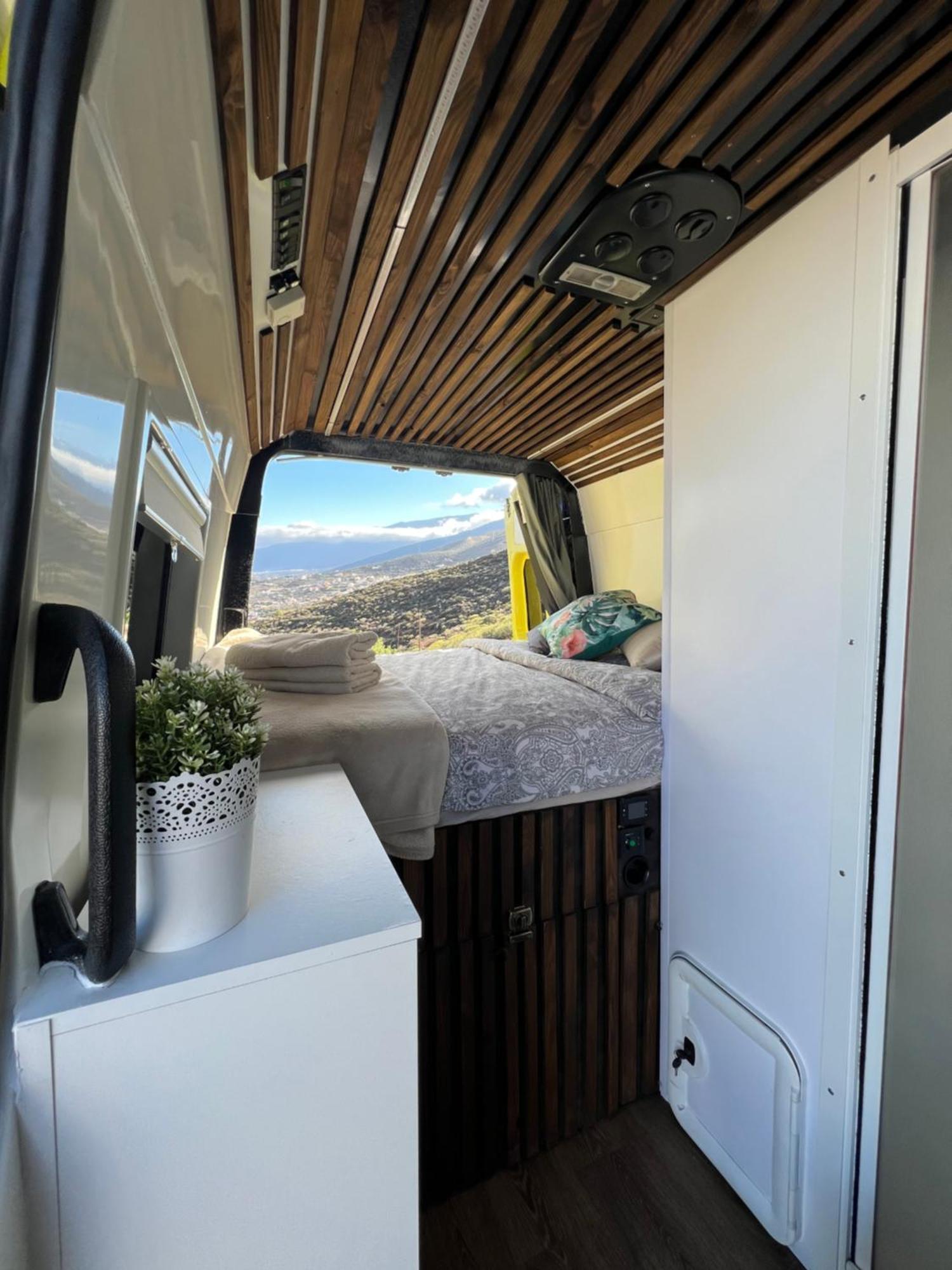 On Road- Feel Freedom With Campervan! Guincho  Zewnętrze zdjęcie