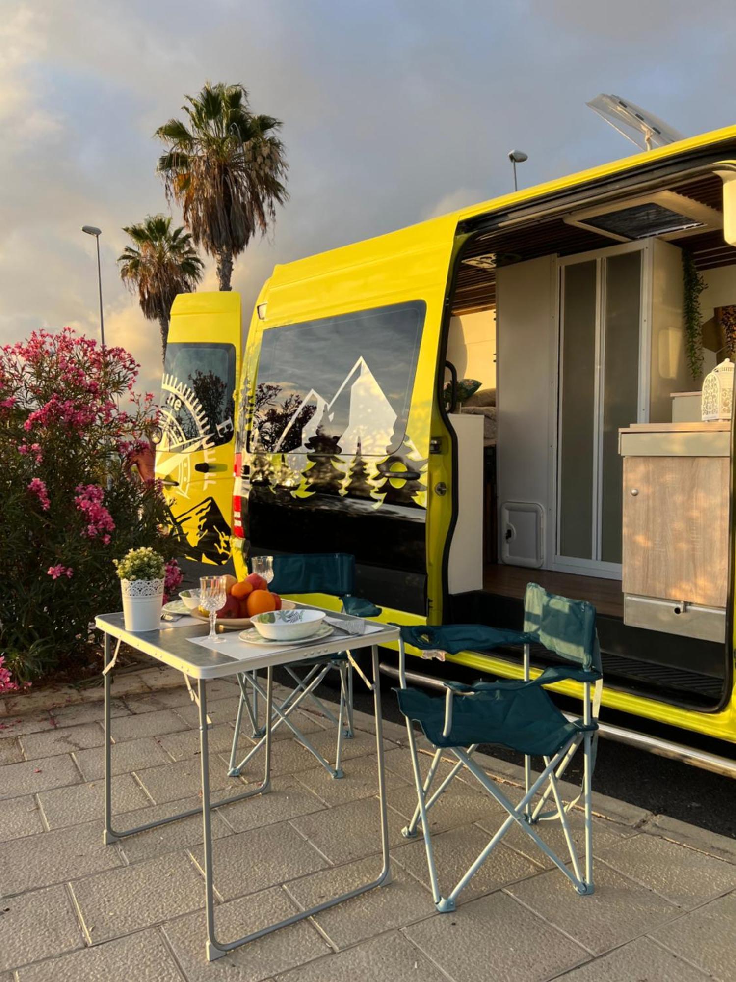 On Road- Feel Freedom With Campervan! Guincho  Zewnętrze zdjęcie